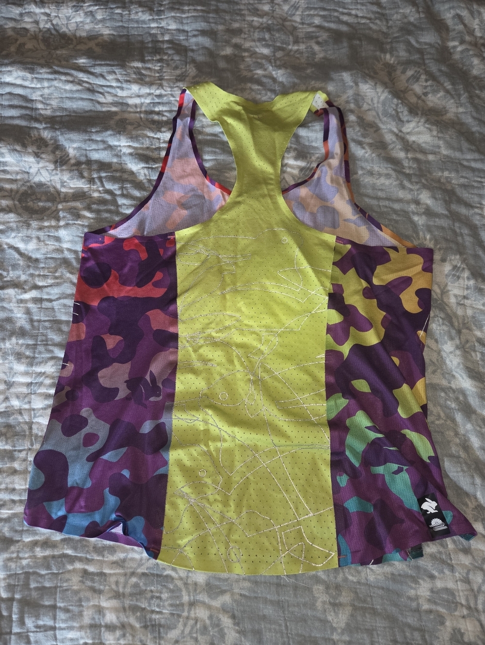 Rabbit Running Reflective Go Time Tank - Picture 2 of 2
